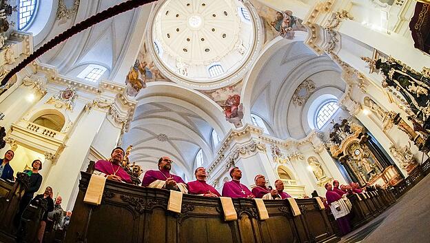 Deutsche Bischöfe beschließen Entschädigungszahlen bei Missbrauch