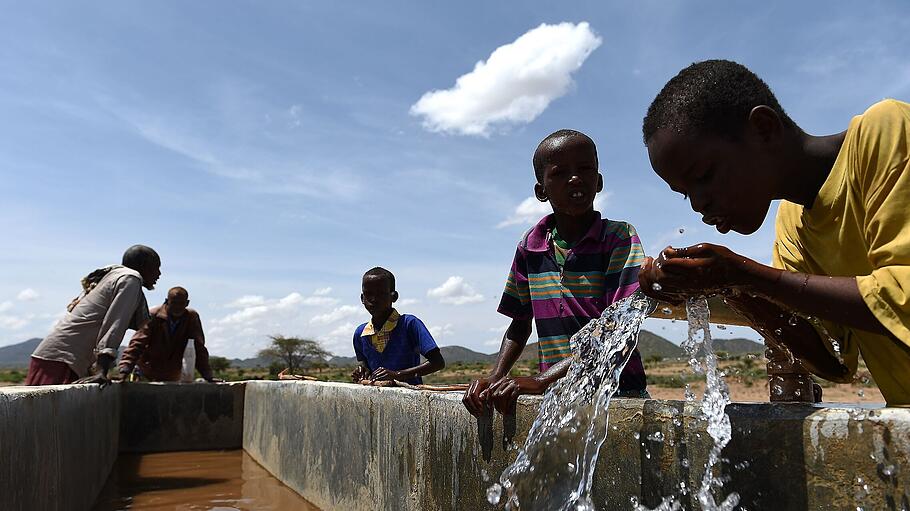 In Somalia ist nicht nur sauberes, sondern Trinkwasser im Allgemeinen Mangelware