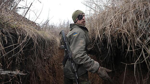 Ukrainischer Soldat an der Front