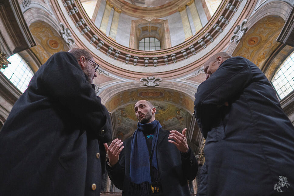 Vinzenz von Stimpfl-Abele und Stephan Baier im Gespräch mit Ferdinand von Habsburg.