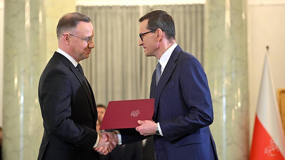 Polens Präsident Andrzej Duda mit Ministerpräsident Mateusz Morawiecki