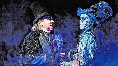 Charles Dickens' Weihnachtsfiguren Scrooge und Geist Marley.
