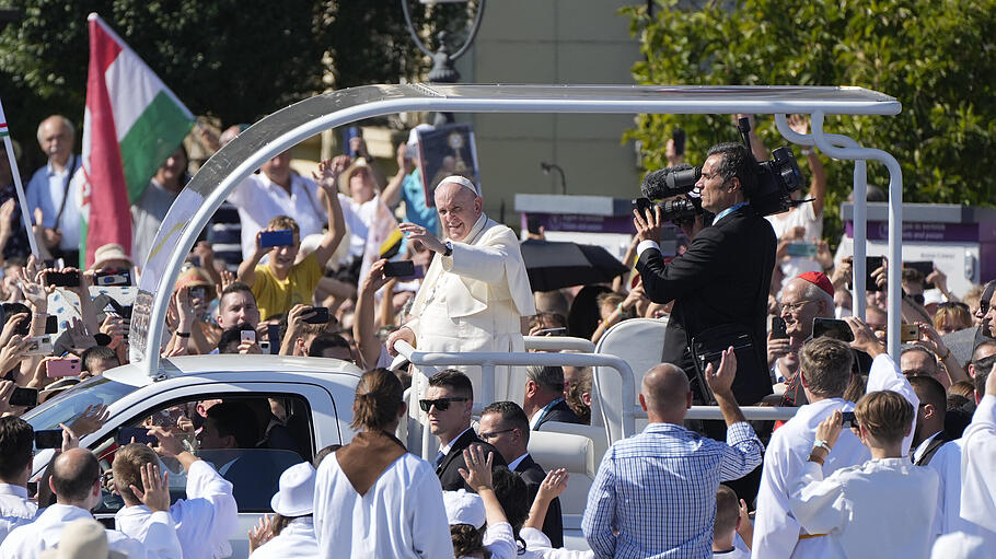 Papst in Budapest