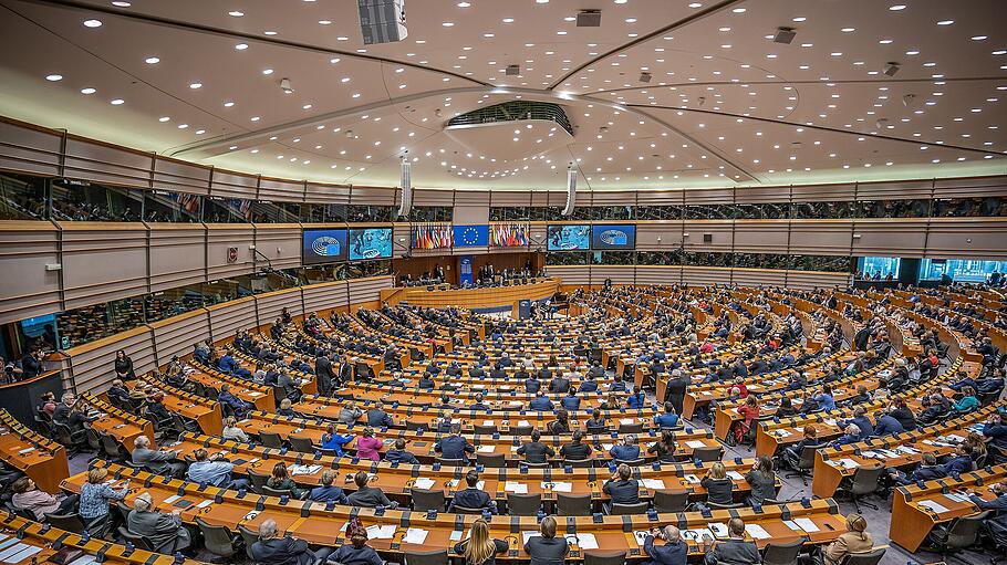 Europäisches Parlament -  Plenarsaal des Parlaments in Straßburg