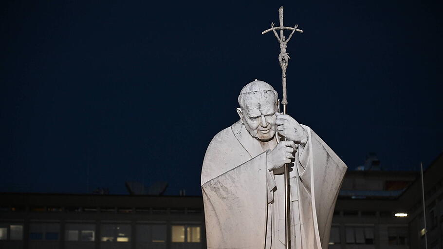 ITALY - POPE - SURGERY - October 14, 2026