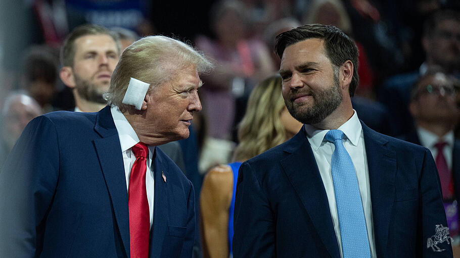 Donald Trump und sein designierter Vizepräsident J. D. Vance