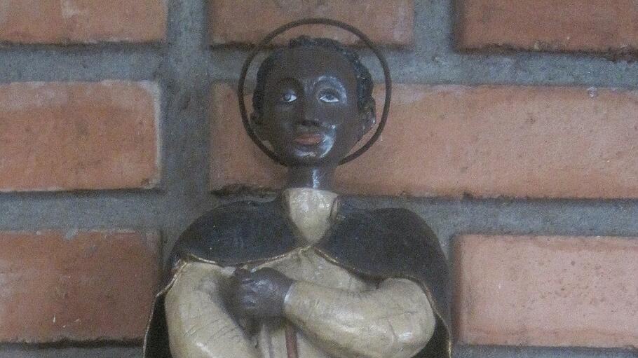 Statue San Martín de Porres