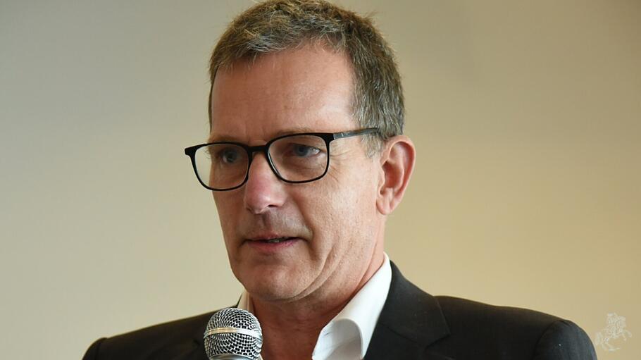 Dr. Martin Nebeling