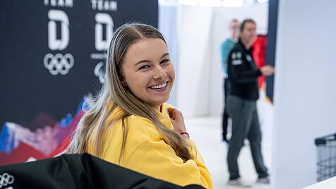 Glaubenszeugnis der Skiakrobatin Emma Wei&szlig;