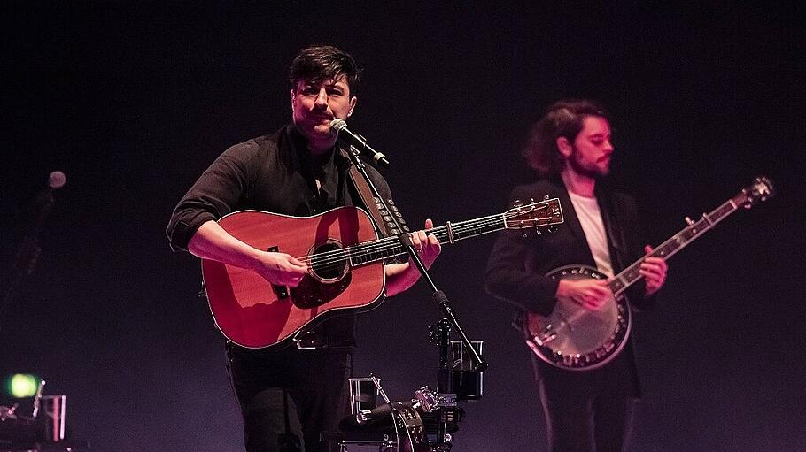 Konzert von Mumford and Sons in Frankfurt am 13 05 2019 in der Festhall