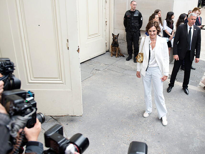Inés de la Fressange, Model und Designerin bei einer Modeschau von Karl Lagerfeld.