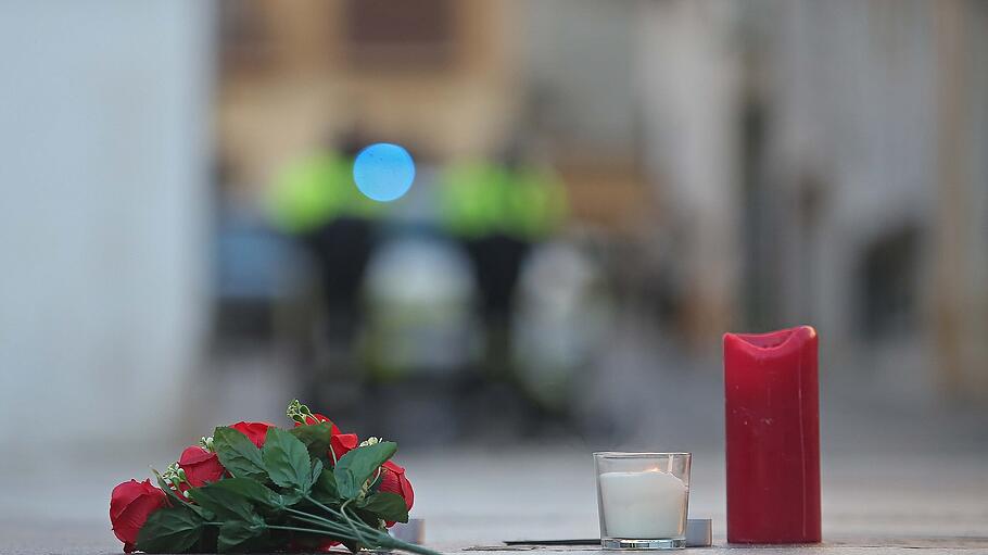 Nach Machetenangriffen in spanischen Kirchen