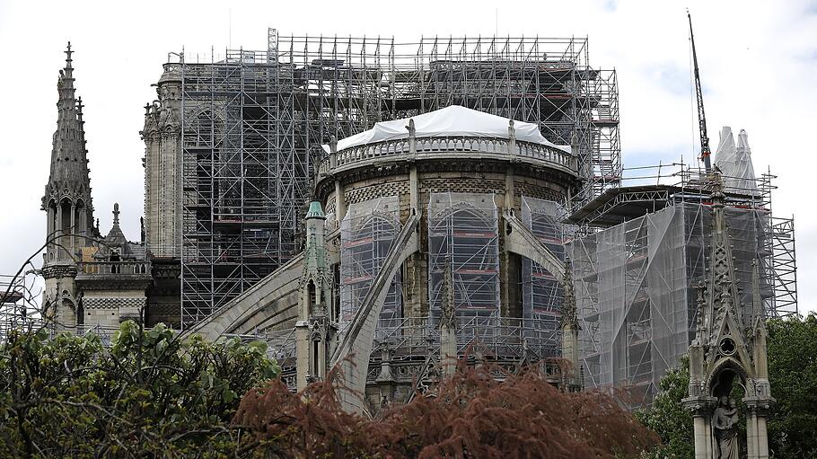 Nach dem Brand der Kathedrale Notre-Dame