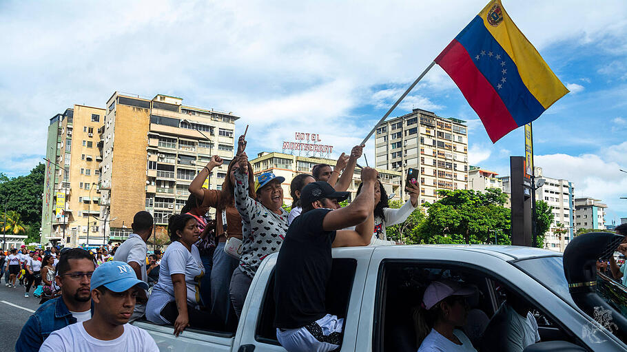 Demonstrationen gegen Wahlbetrug in Venezuela