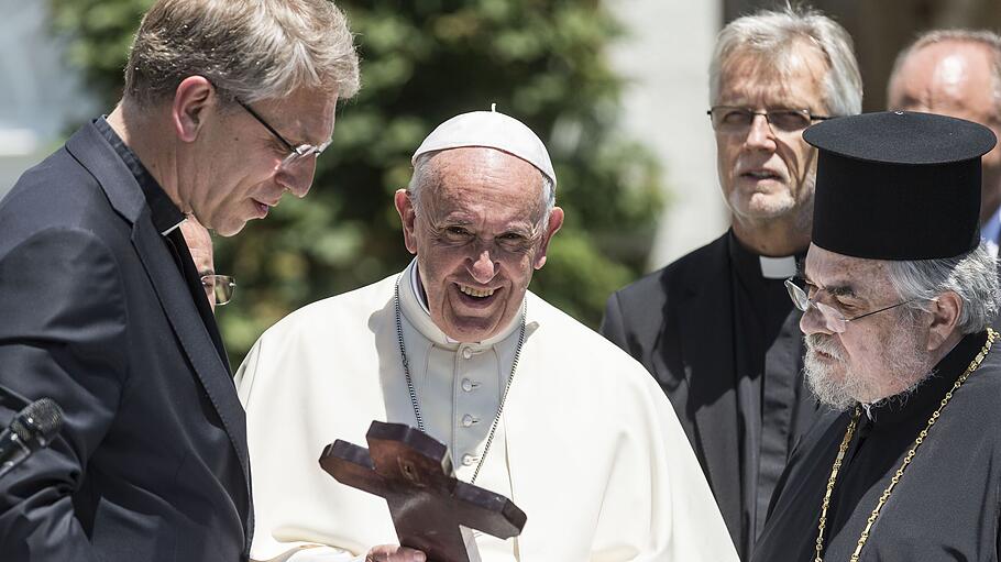 Papst besucht Ökumenischen Rat der Kirchen in Genf