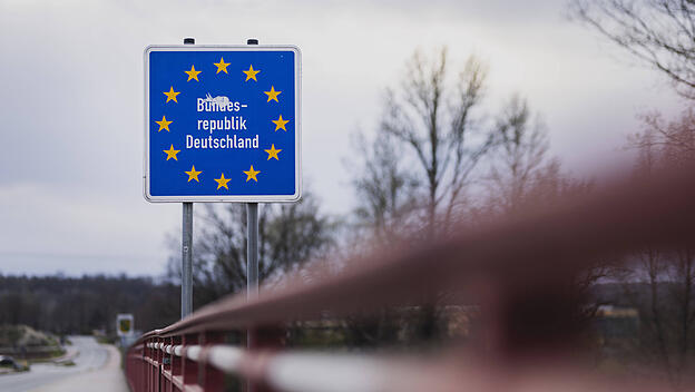 Grenzschild zur Bundesrepublik Deutschland