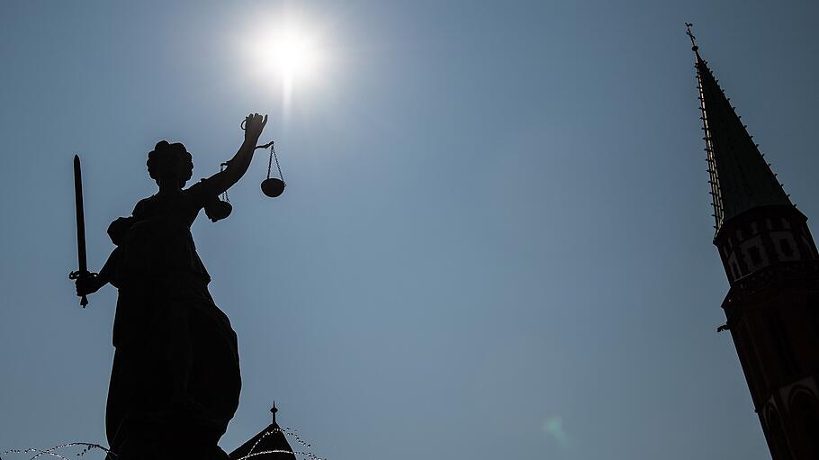 Justitia auf dem Römerberg