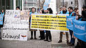 Demonstranten beim Synodalen Weg protestierten gegen einen deutschen Alleingang ohne die Weltkirche.