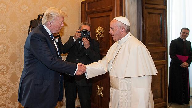 Trump trifft Franziskus 2017 im Vatikan