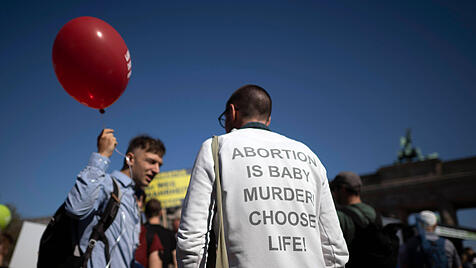 Demonstranten beim Marsch f&uuml;r das Leben in Berlin