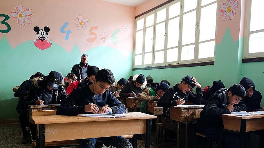 January 19, 2021: Kafr Dariyan, Idlib. 19 January 2020. Teaching and exams take place at a school in the northern Syrian
