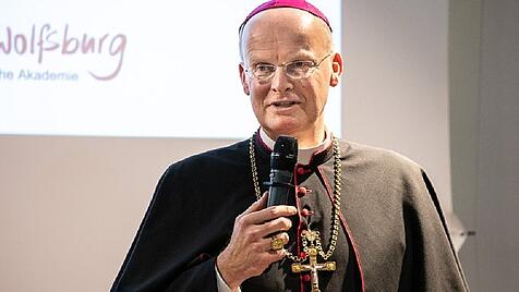 Bischof Overbeck: "Einer muss den Laden zusammenhalten"