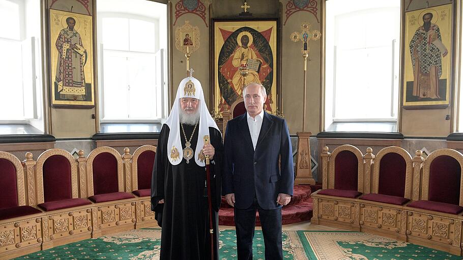 Russischer Präsident besucht Kloster