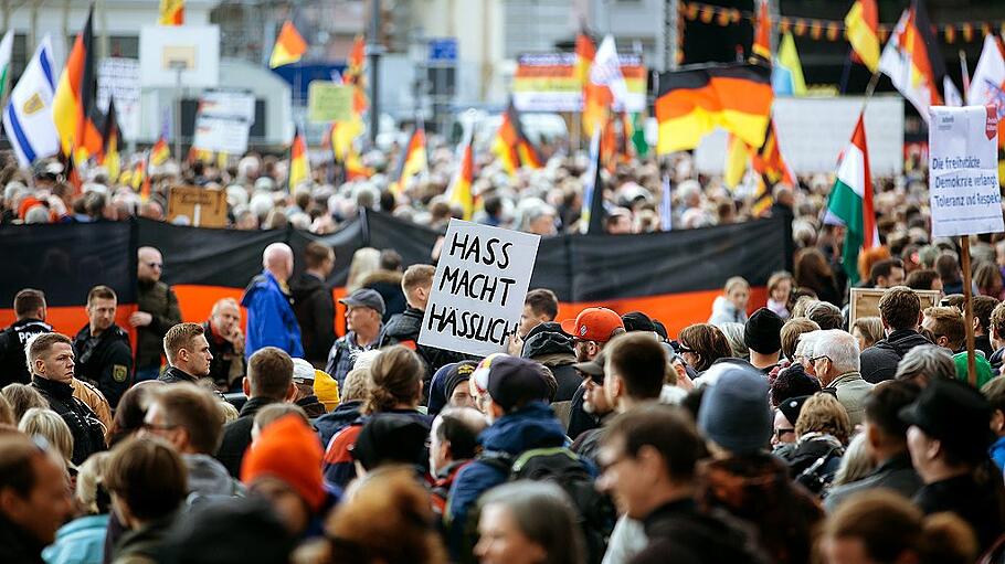 Pegida-Jahrestag in Dresden