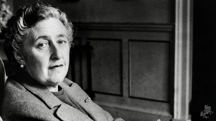 Die englische Schriftstellerin Agatha Christie