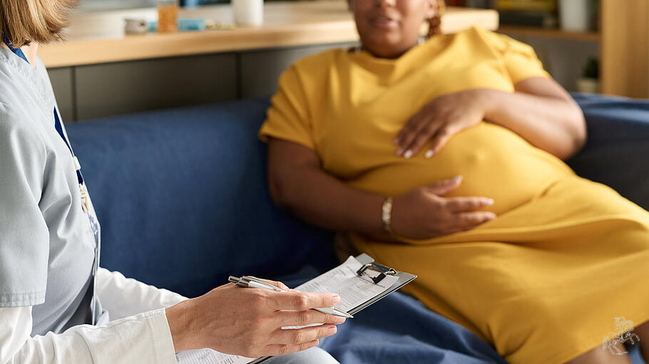 Kritik an Leihmutterschaft