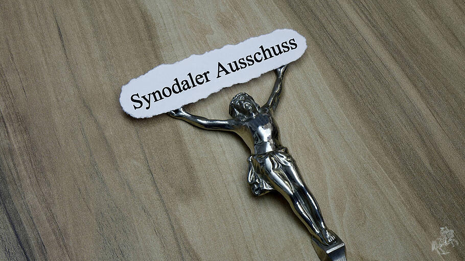 Jesusfigur und Synodaler Ausschuss