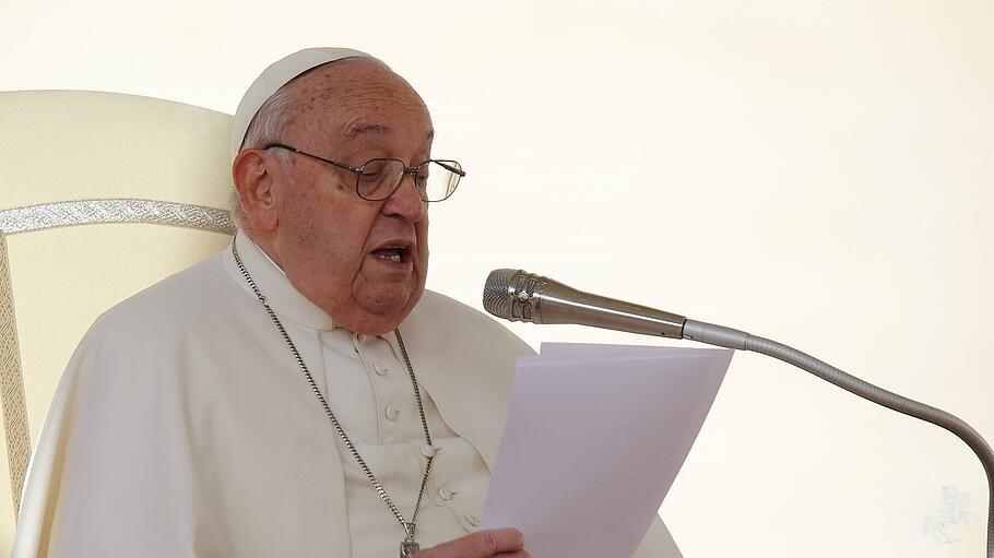 Papst fährt in die Türkei