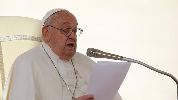 Papst fährt in die Türkei