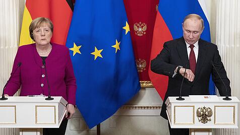 Merkel und Putin im Januar 2020 bei einer Pressekonferenz