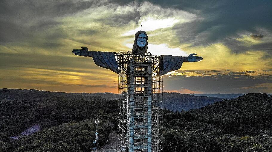 Neue Heiligenstatue in Rio de Janeiro
