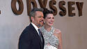 Matt Damon und Anne Hathaway: Zur Premiere erschien Odysseus mit seiner Penelope in Abendgarderobe.