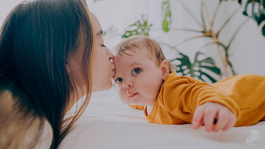 Mutter mit ihrem Sohn