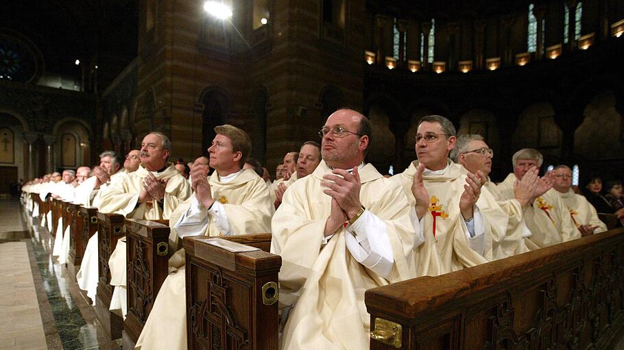 Grund zur Freude haben diese Geistlichen in St. Louis
