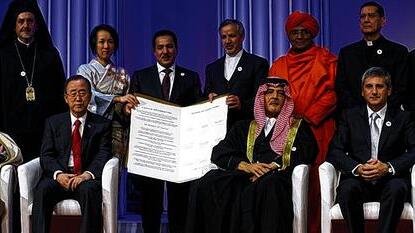 Eröffnung des Dialogzentrums in Wien: UN-Generalsekretär Ban Ki-Moon, Prinz Saud Al-Faisal und Österreichs Außenminister Spindelegger