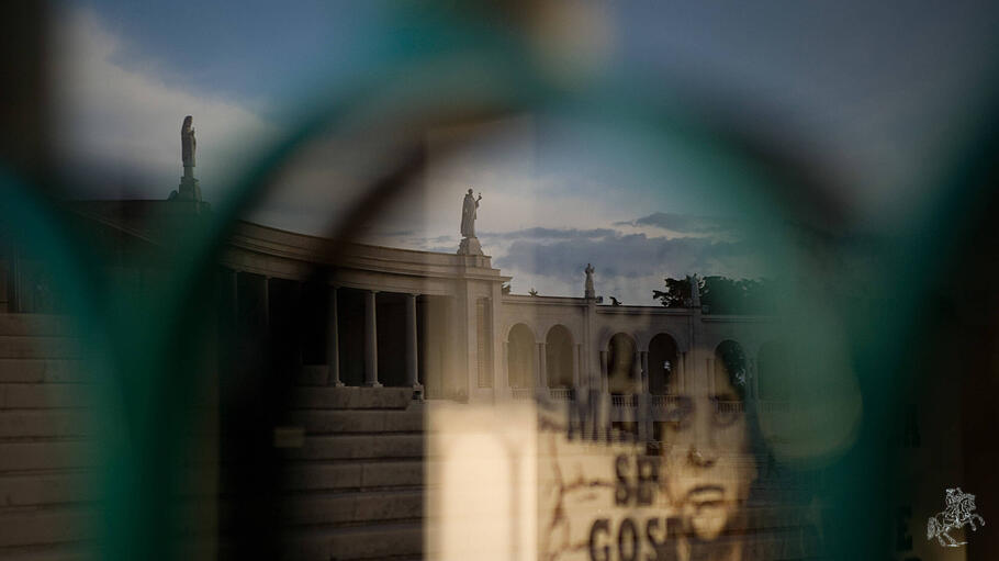 Spiegelung des Seherkindes Francisco von Fatima
