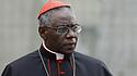 Kardinal Robert Sarah scheitert mit seiner jüngsten Buchveröffentlichung an den Finessen des vatikanischen Parketts