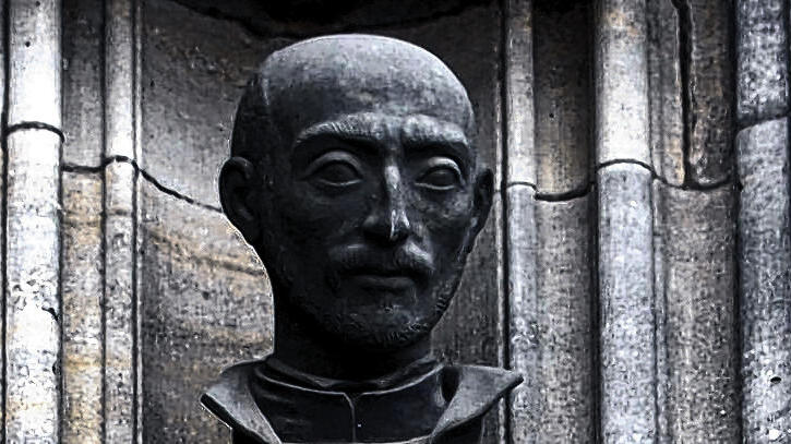 Ignatius von Loyola, dargestellt an der Nordfassade des Kölner Doms.