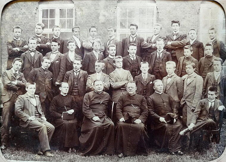 Schüler des Knabenseminars