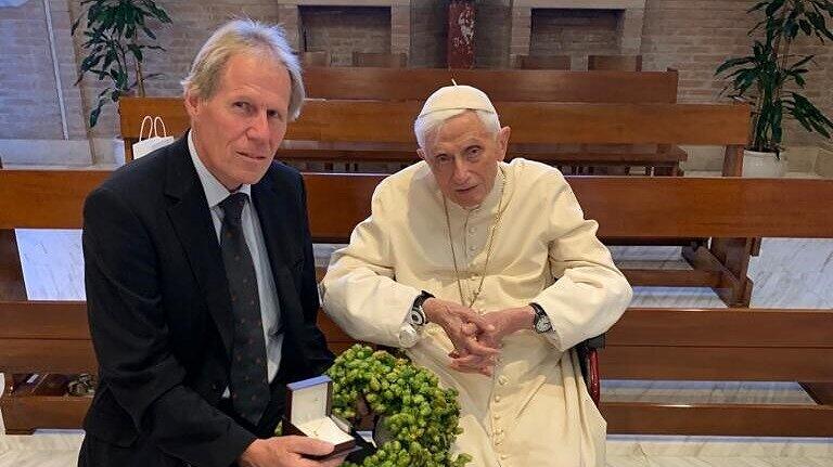 Pilot Martin Ott und Benedikt XVI.