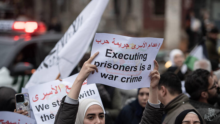 Protest in der syrischen Hauptstadt Damaskus gegen Israels neues Gesetz zur Anwendung der Todesstrafe