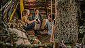 Carag (Emile Cherif, Mitte), Holly (Lilly Falk) und Brandon (Johan von Ehrlich)