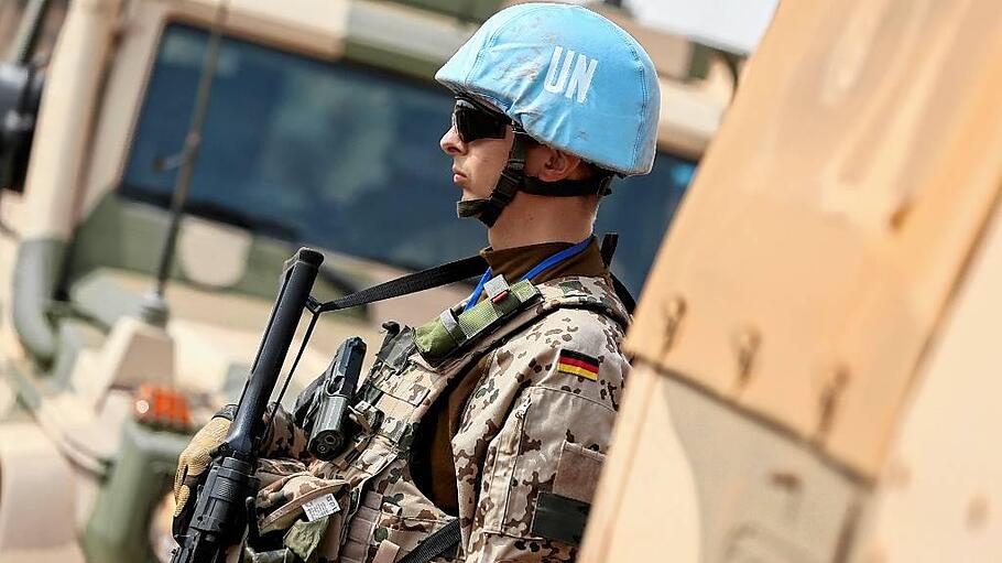 Humanitäre Intervention