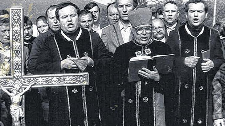 Bischof Pawlo Wasylyk feierte seine Messen in Privathäusern, auf Wiesen und in Wäldern.