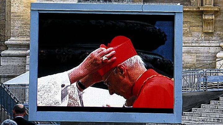 Benedikt XVI. bei der  Ernennung von neuen Kardinälen