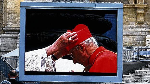 Benedikt XVI. bei der  Ernennung von neuen Kardinälen